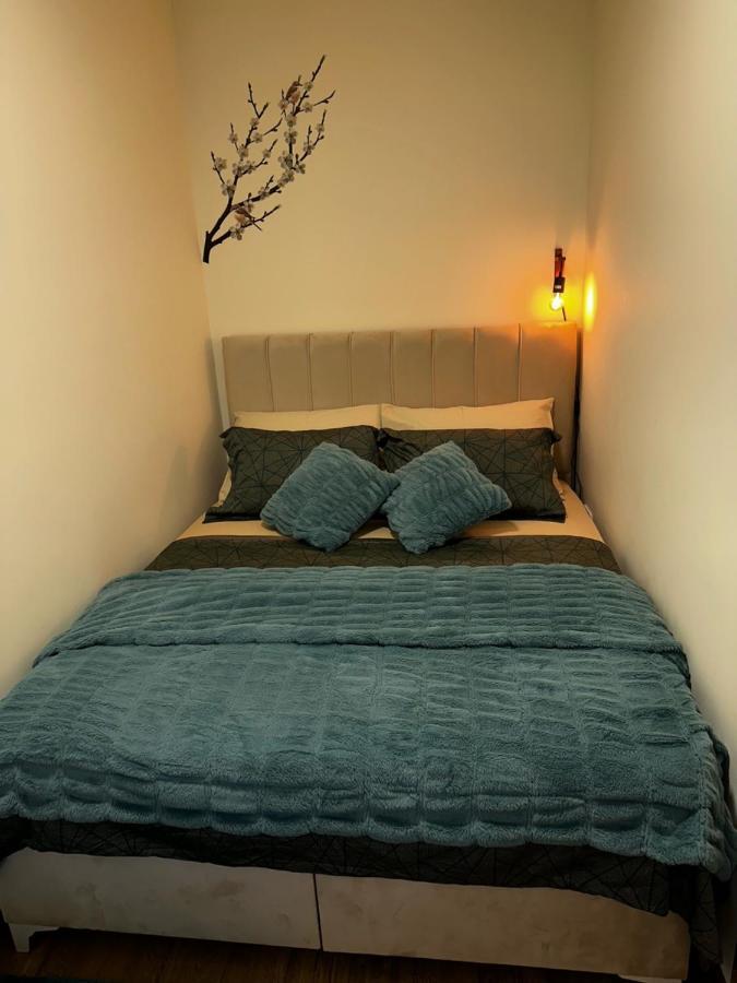 Apartment Aki Kotor Eksteriør bilde