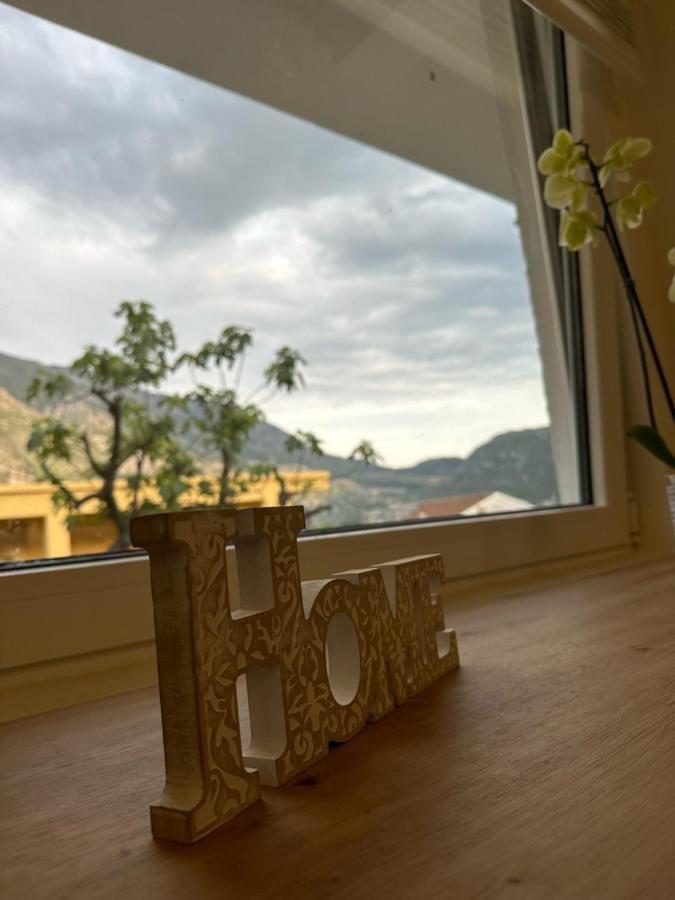 Apartment Aki Kotor Eksteriør bilde