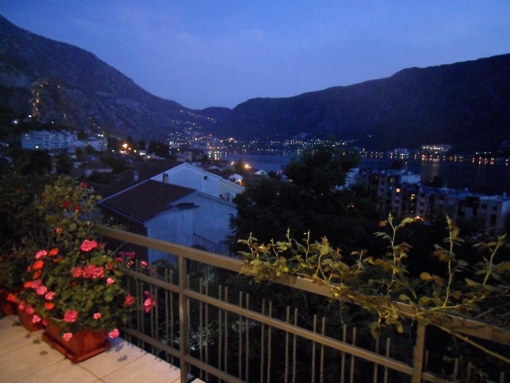Apartment Aki Kotor Rom bilde