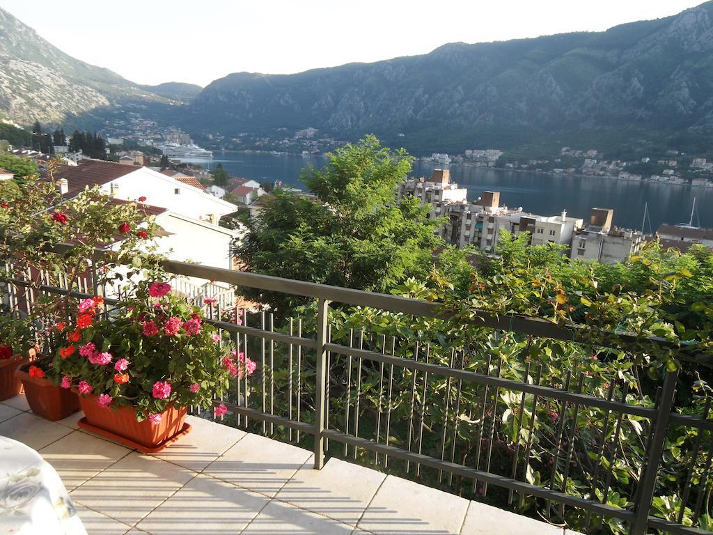 Apartment Aki Kotor Rom bilde